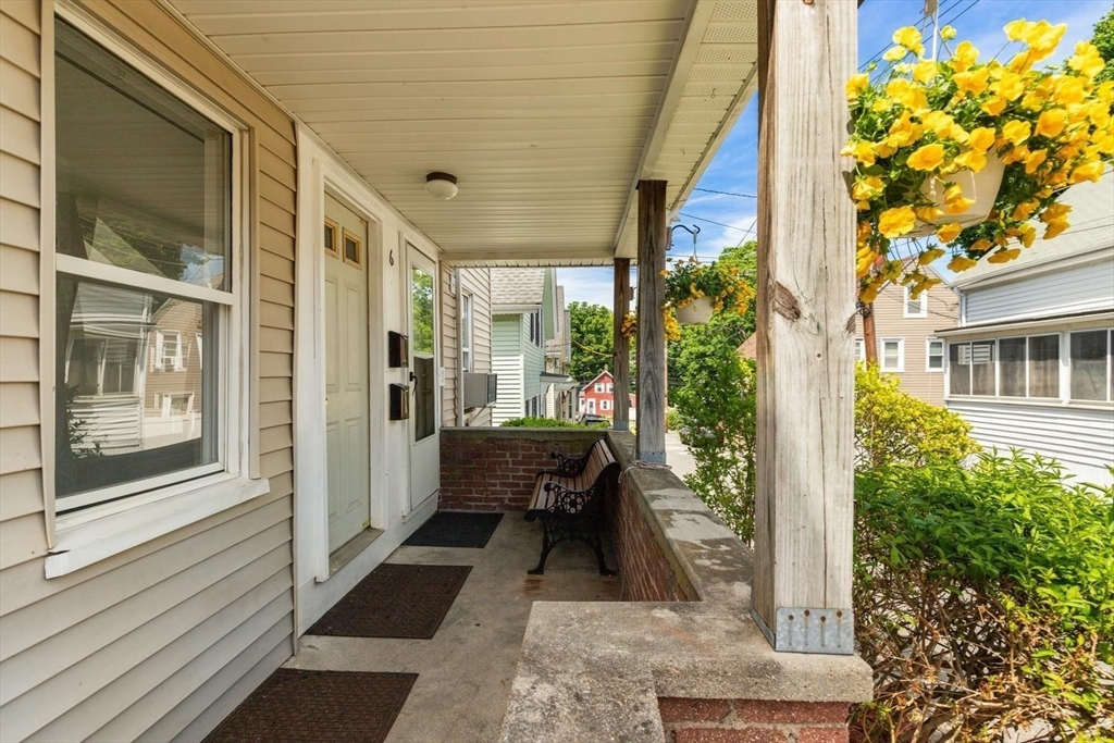 6 Minot St Property Photo 6