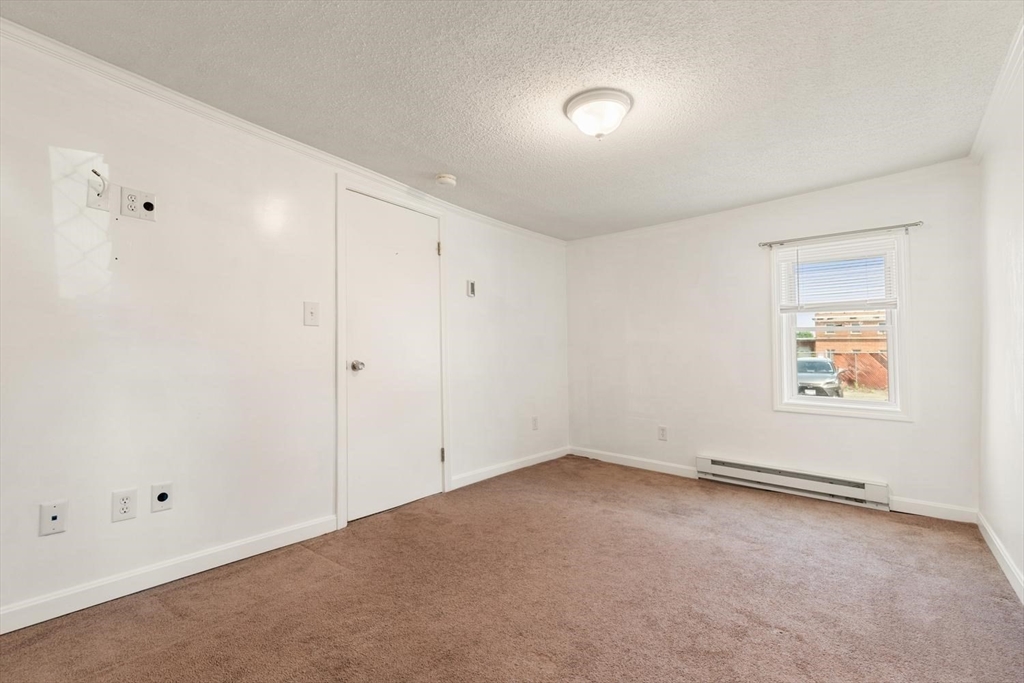 6 Minot St Property Photo 19