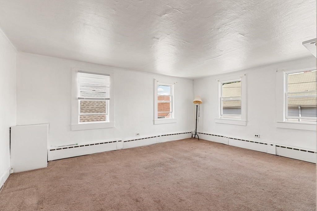 6 Minot St Property Photo 21
