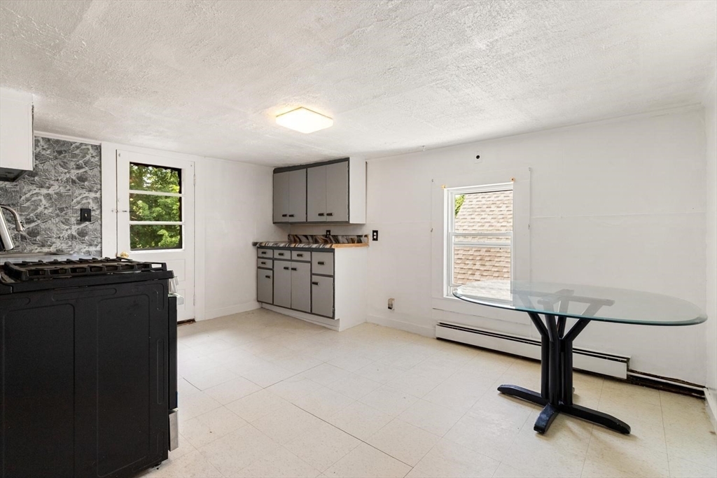 6 Minot St Property Photo 28