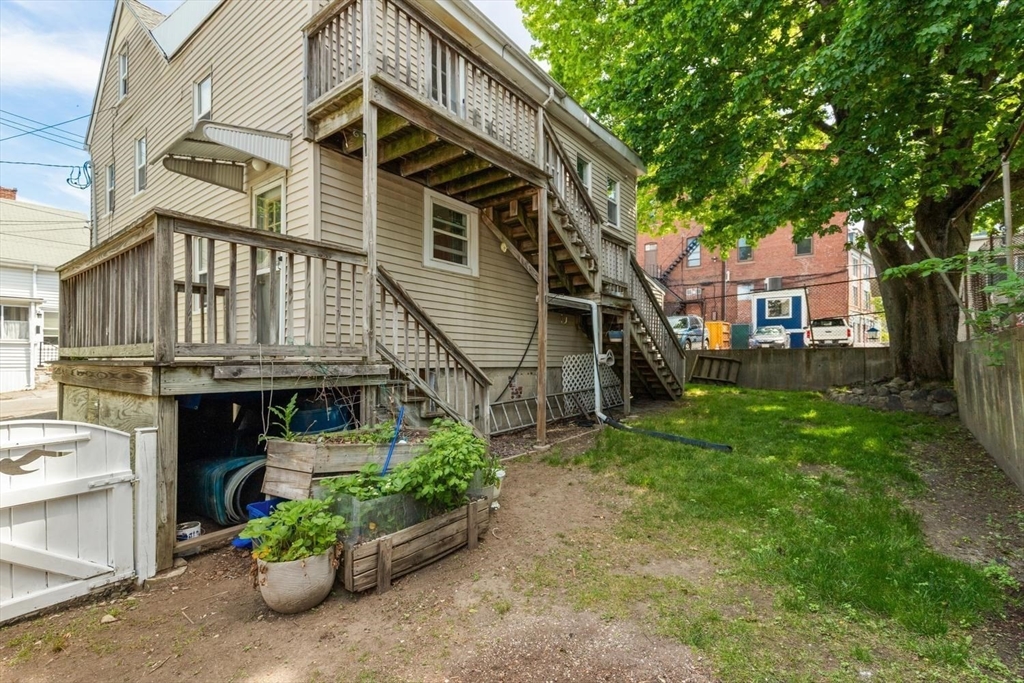 6 Minot St Property Photo 34