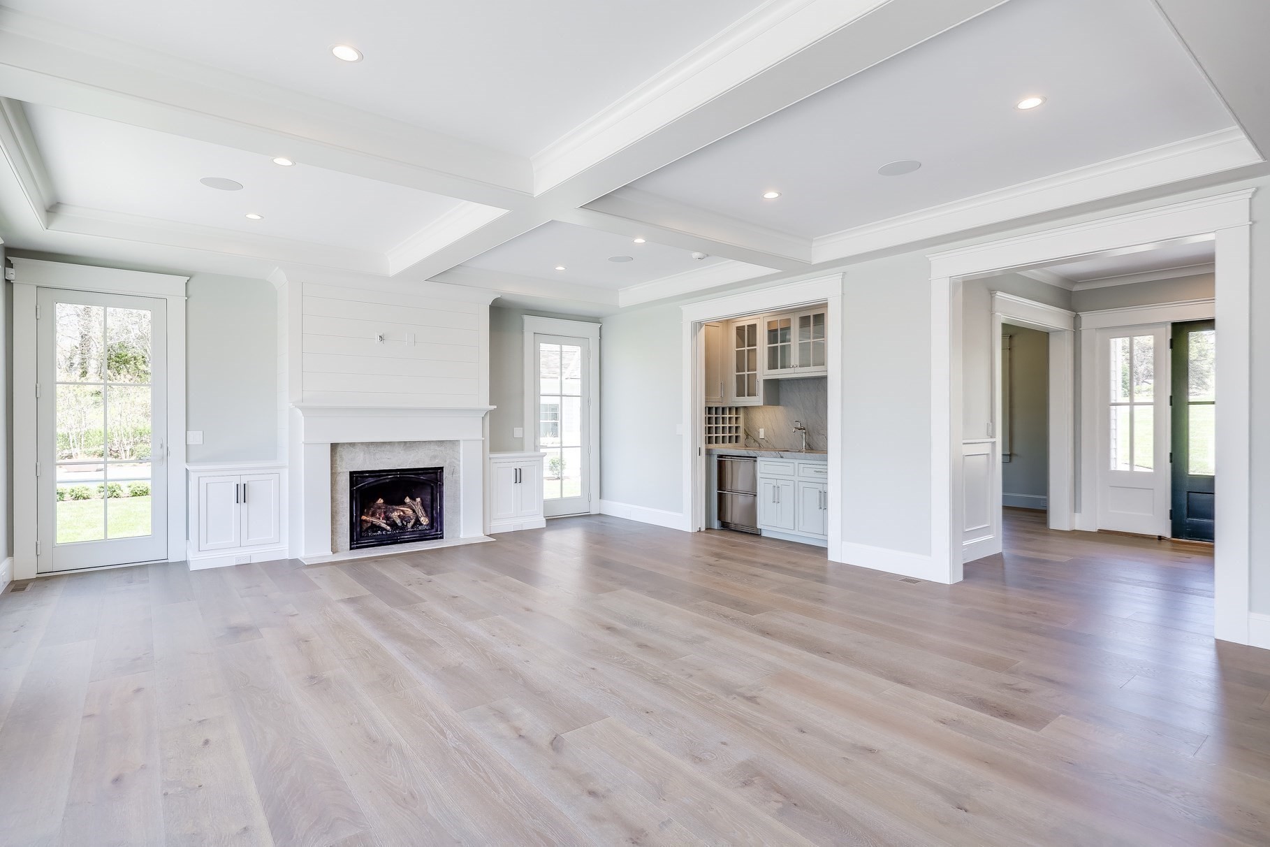 181 Dedham Street Property Photo 4