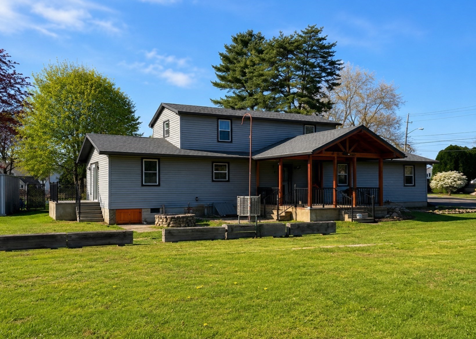 115 Berkshire Avenue Property Photo 2