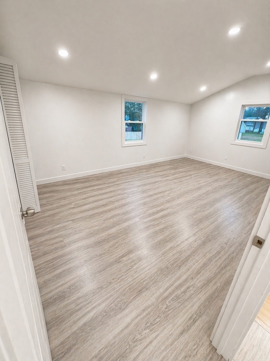115 Berkshire Avenue Property Photo 24