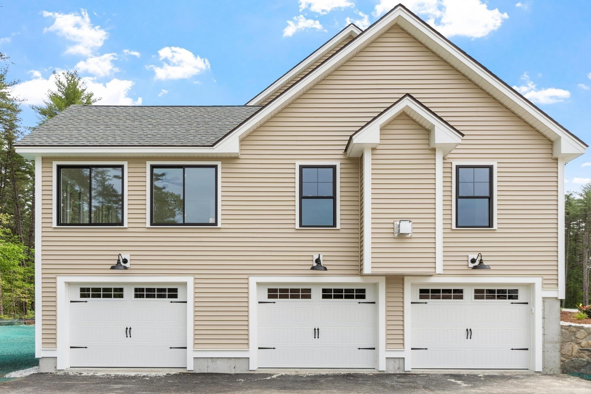 16 Unkety Brook Way Property Photo 4