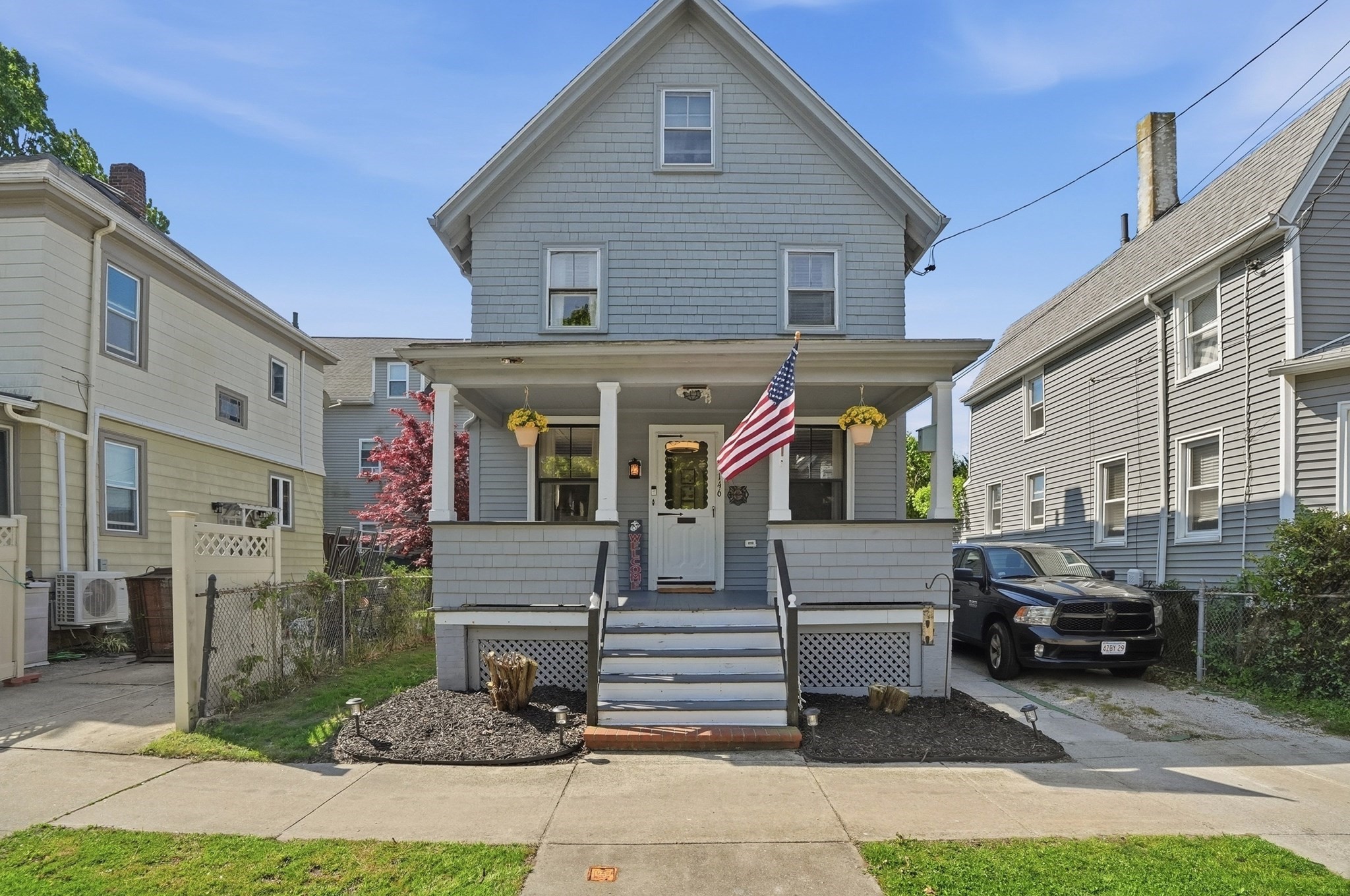 146 Sycamore St Property Photo 1