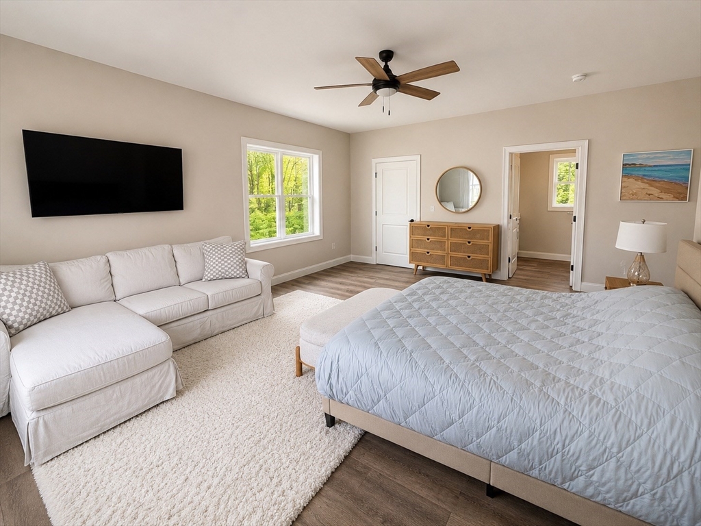 4 Clover Cir # B Property Photo 3