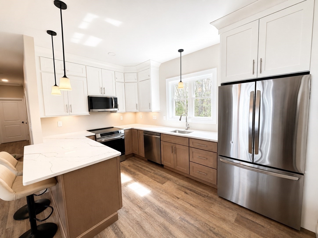 4 Clover Cir # B Property Photo 14