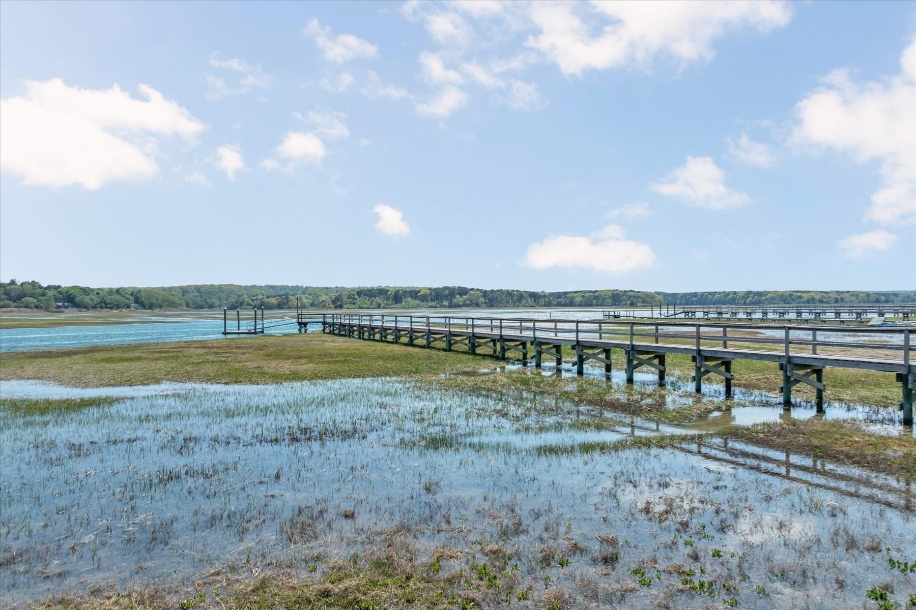 90 Salt Marsh Rd Property Photo 4