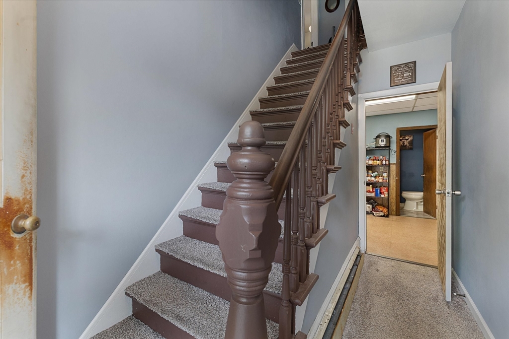 10 Kelton St Property Photo 5