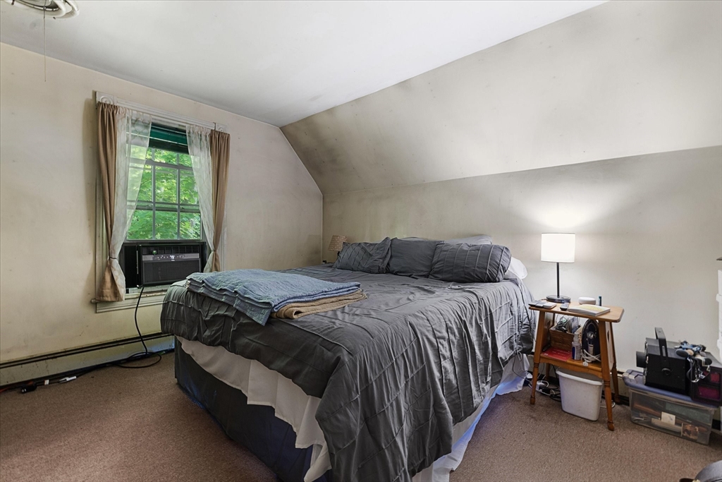 10 Kelton St Property Photo 18