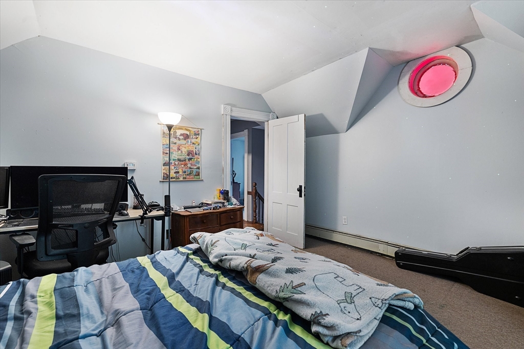 10 Kelton St Property Photo 22