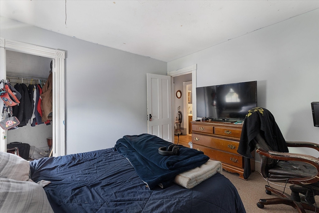 10 Kelton St Property Photo 25
