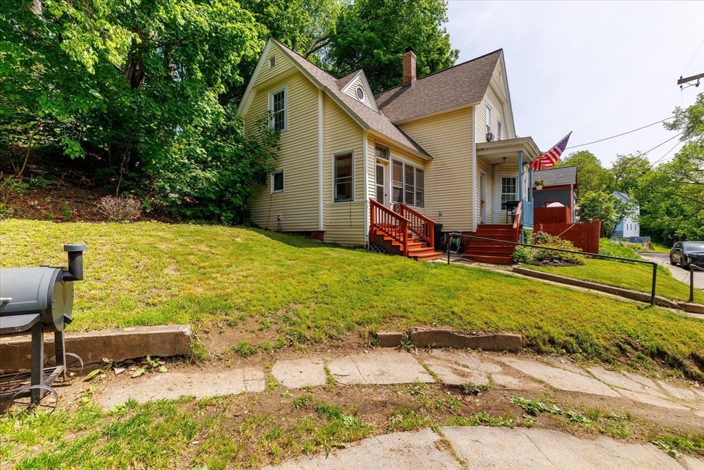 10 Kelton St Property Photo 26