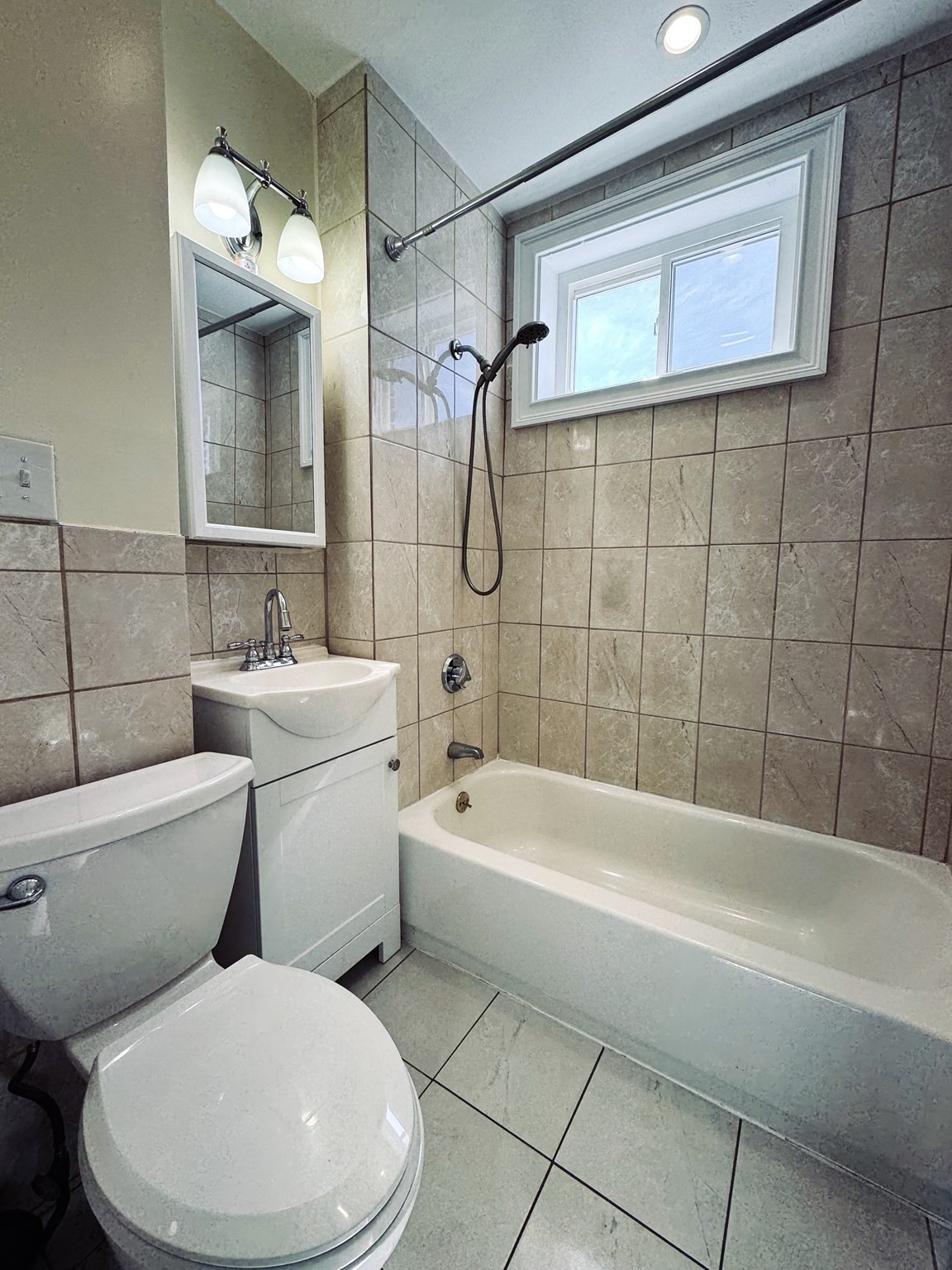189 Chestnut St # 2 Property Photo 6