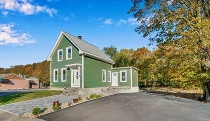 1297 Pleasant St Property Photo 1