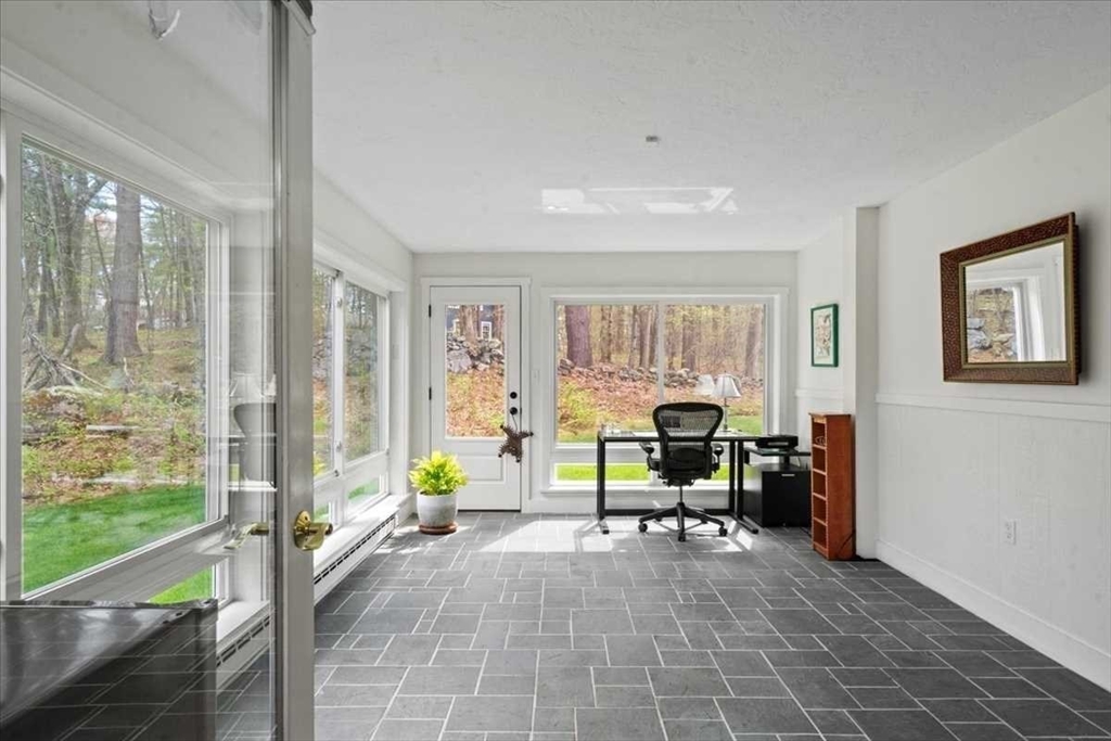 9 Bay Path Dr Property Photo 25