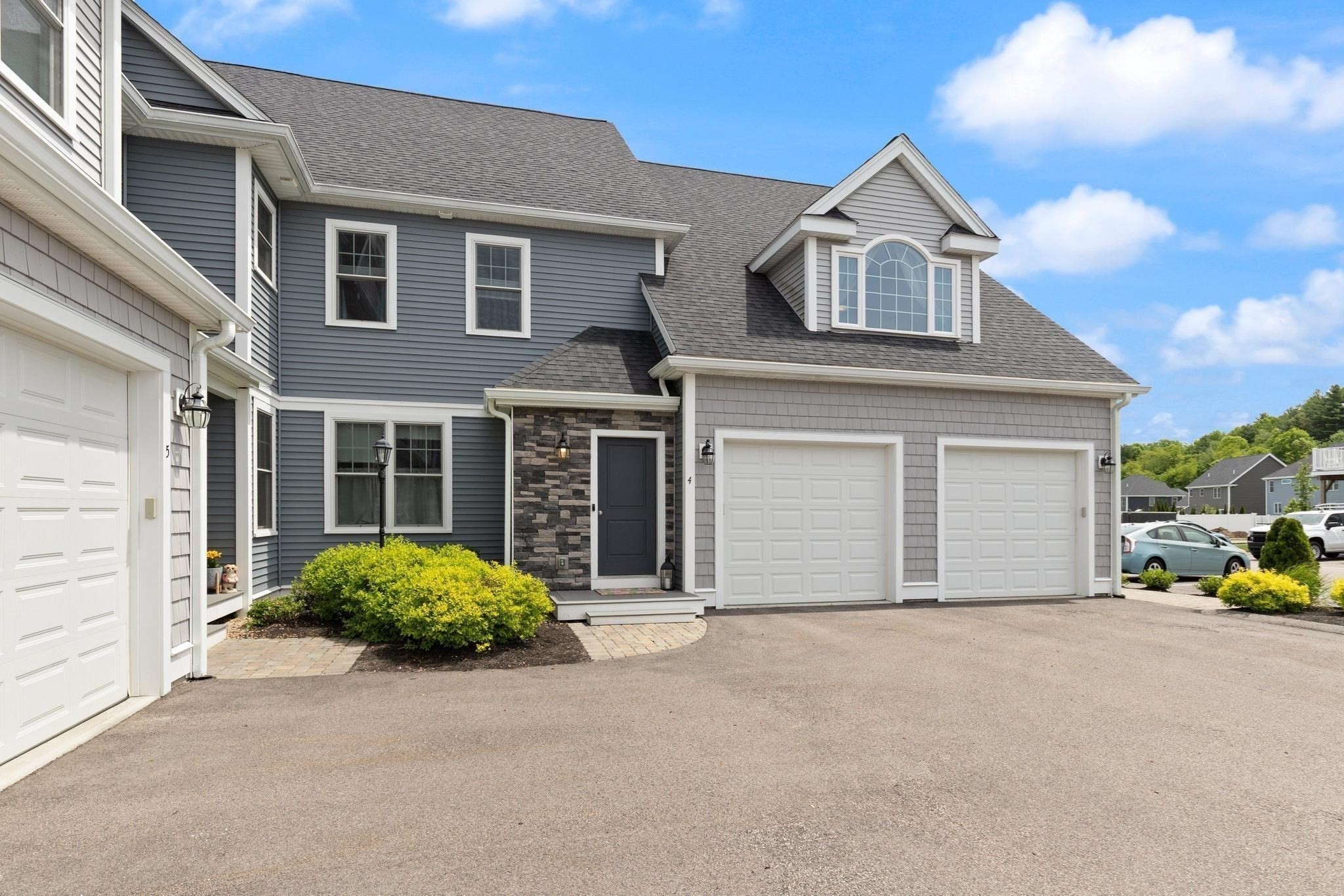 80 Lebaron Blvd # 4 Property Photo 2
