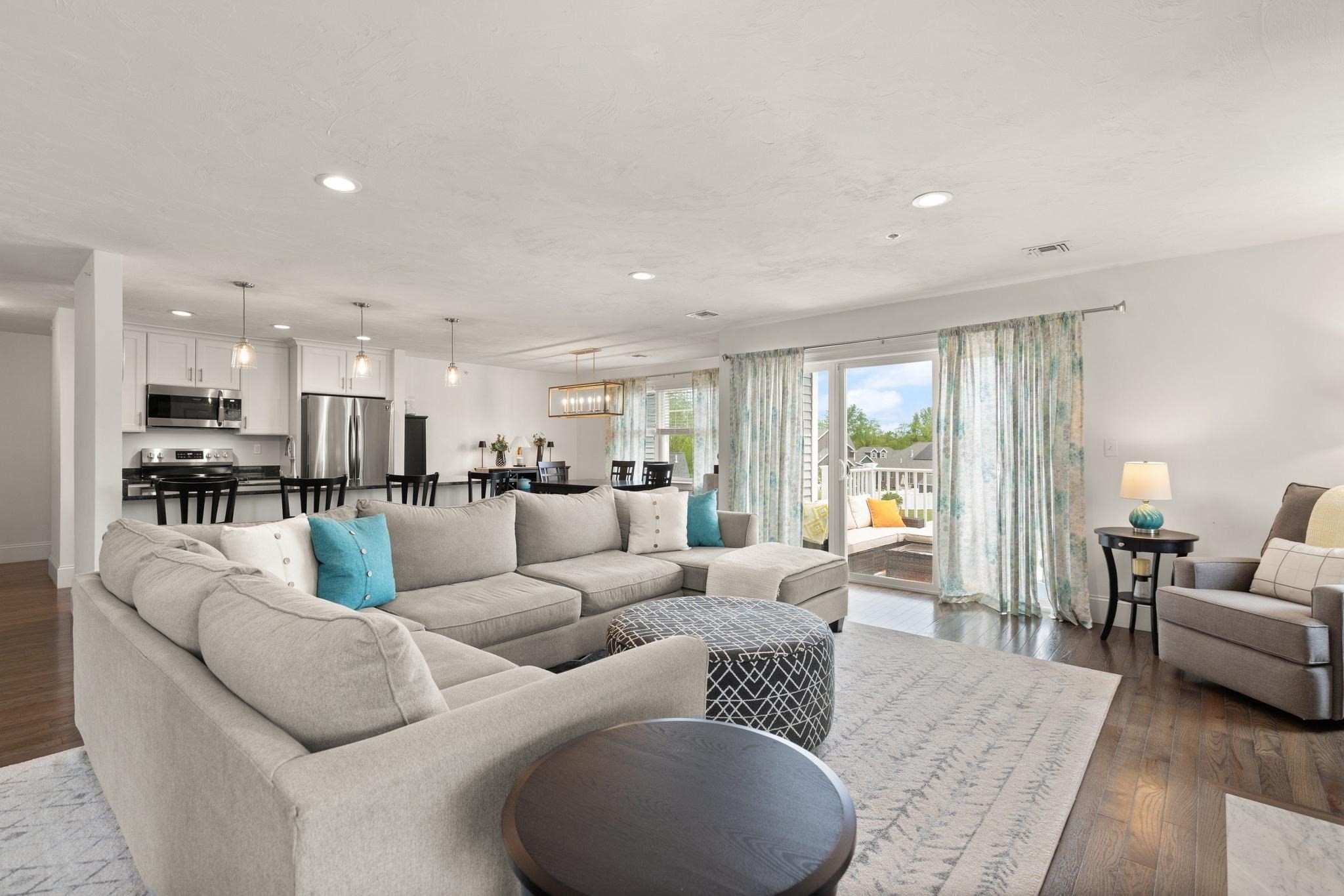 80 Lebaron Blvd # 4 Property Photo 11