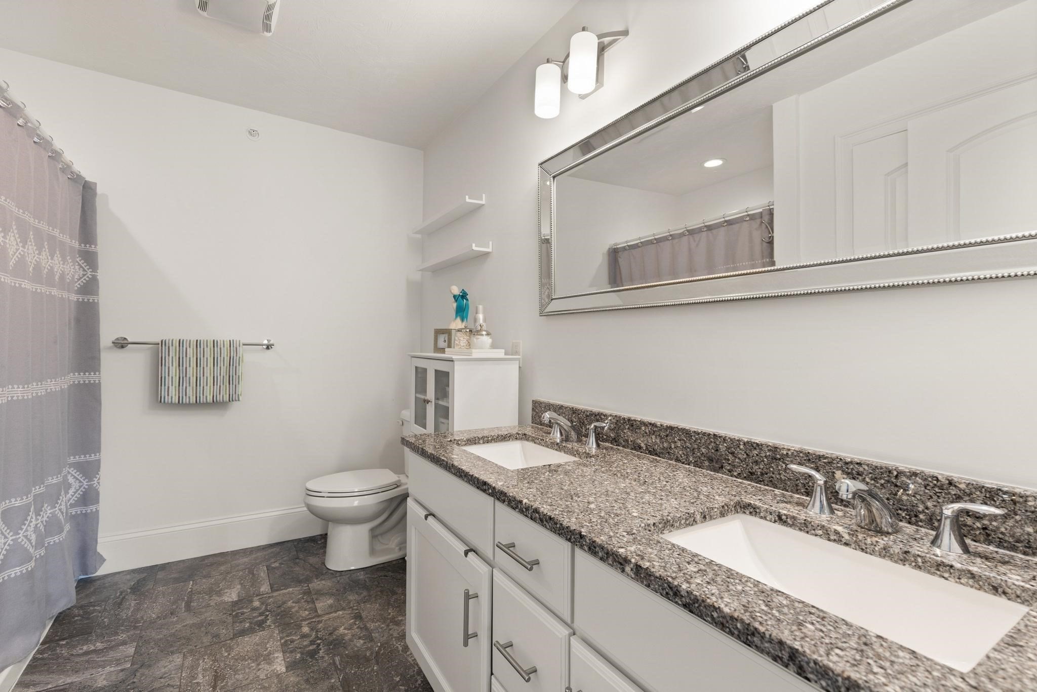 80 Lebaron Blvd # 4 Property Photo 32