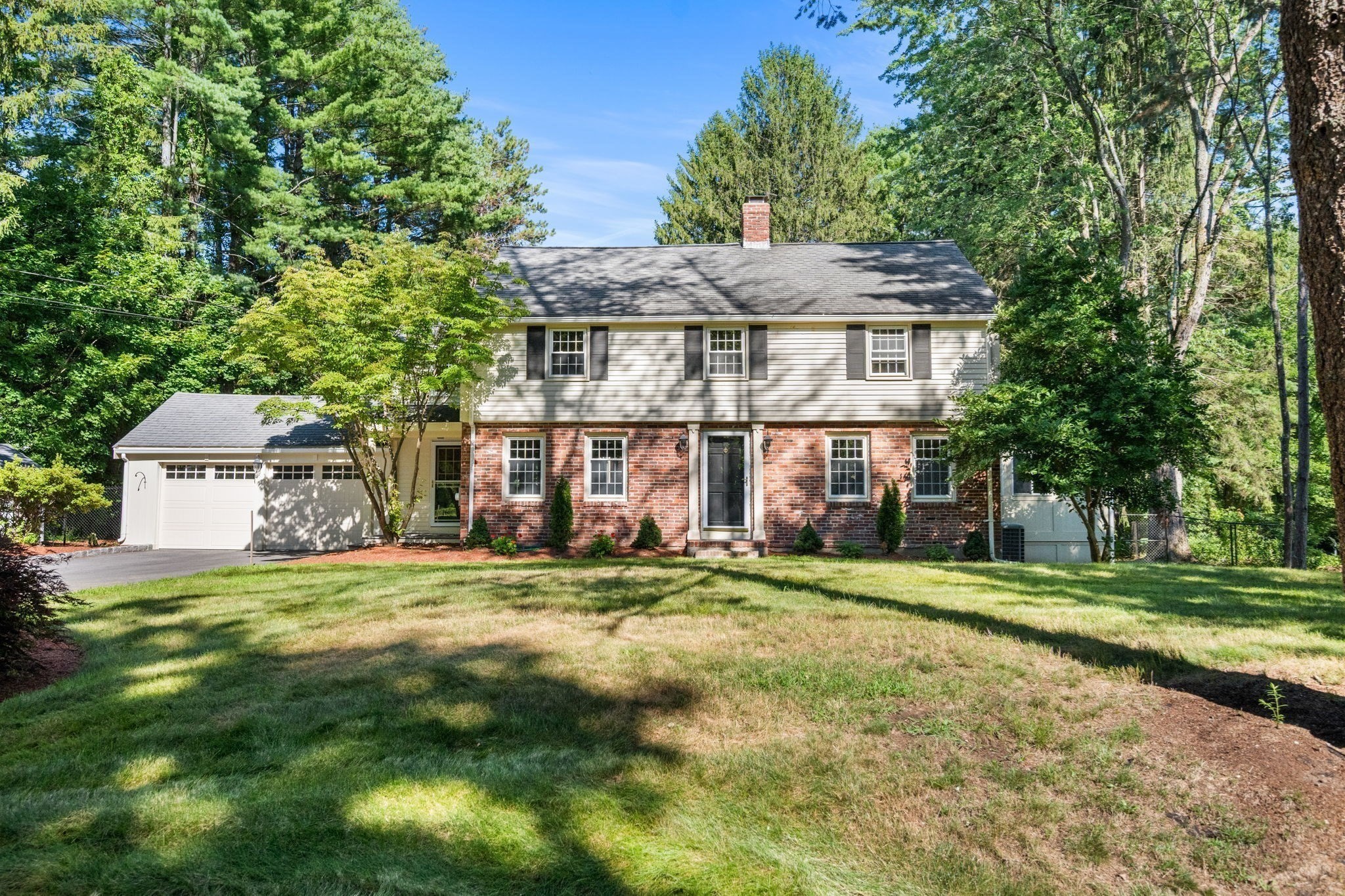 30 Meadow Dr Property Photo 2