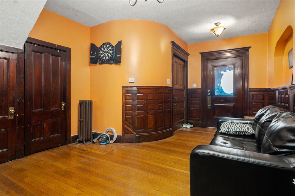 34 Bicknell St Property Photo 4