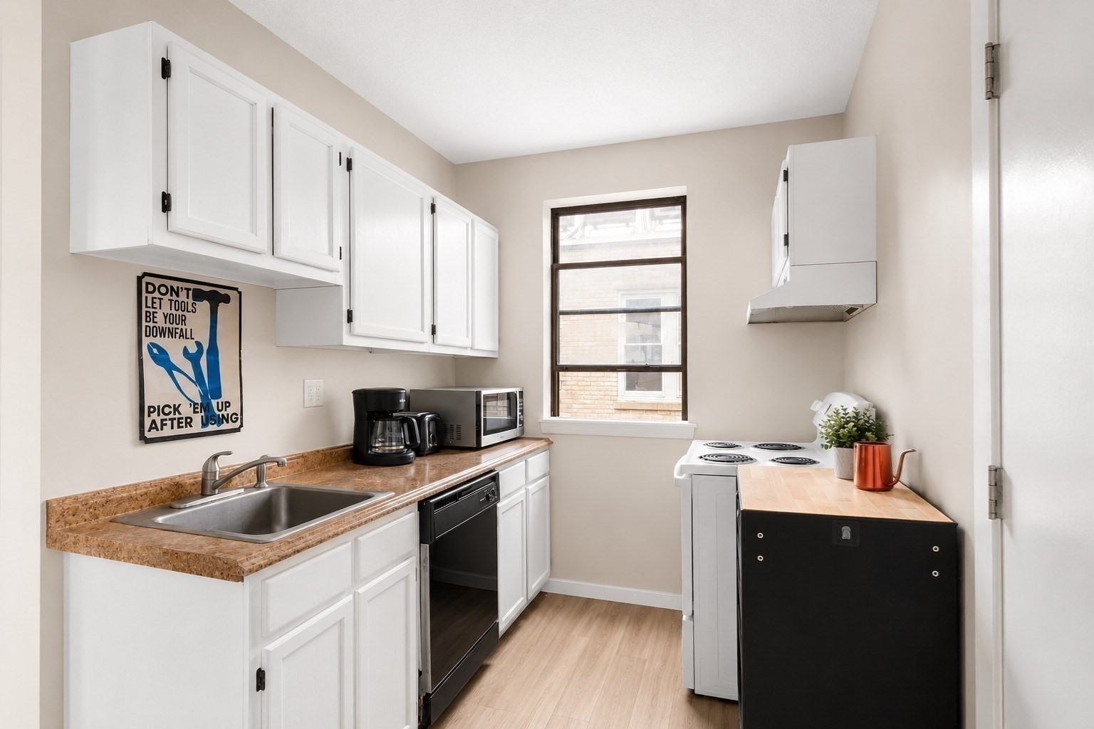 317 Summit Avenue # 9 Property Photo 3