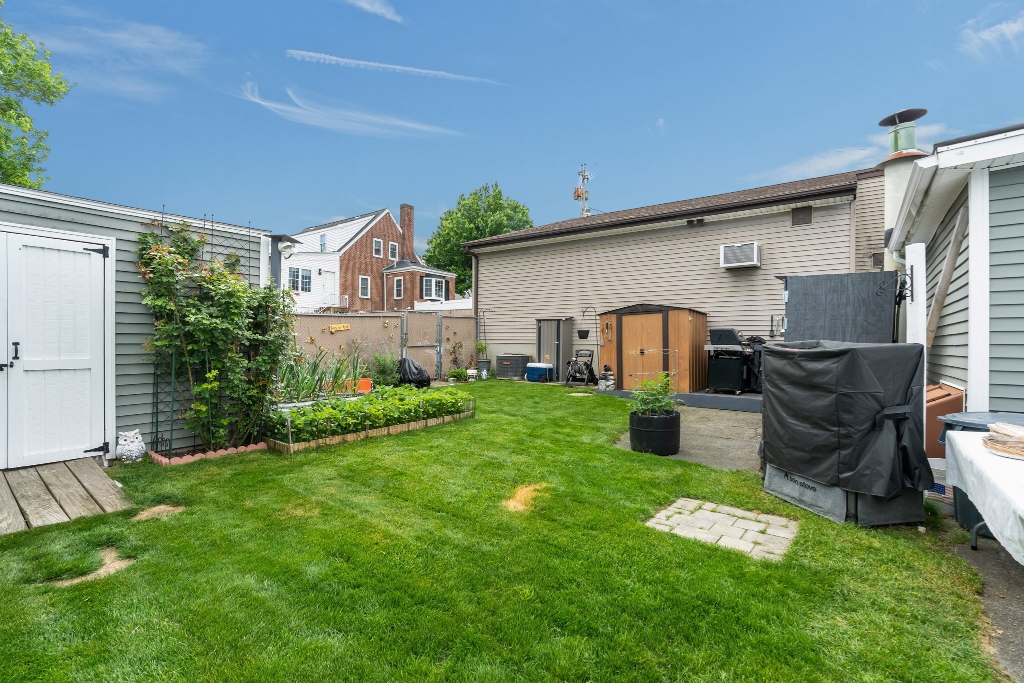 202-204 Pinehurst Ave. Property Photo 40