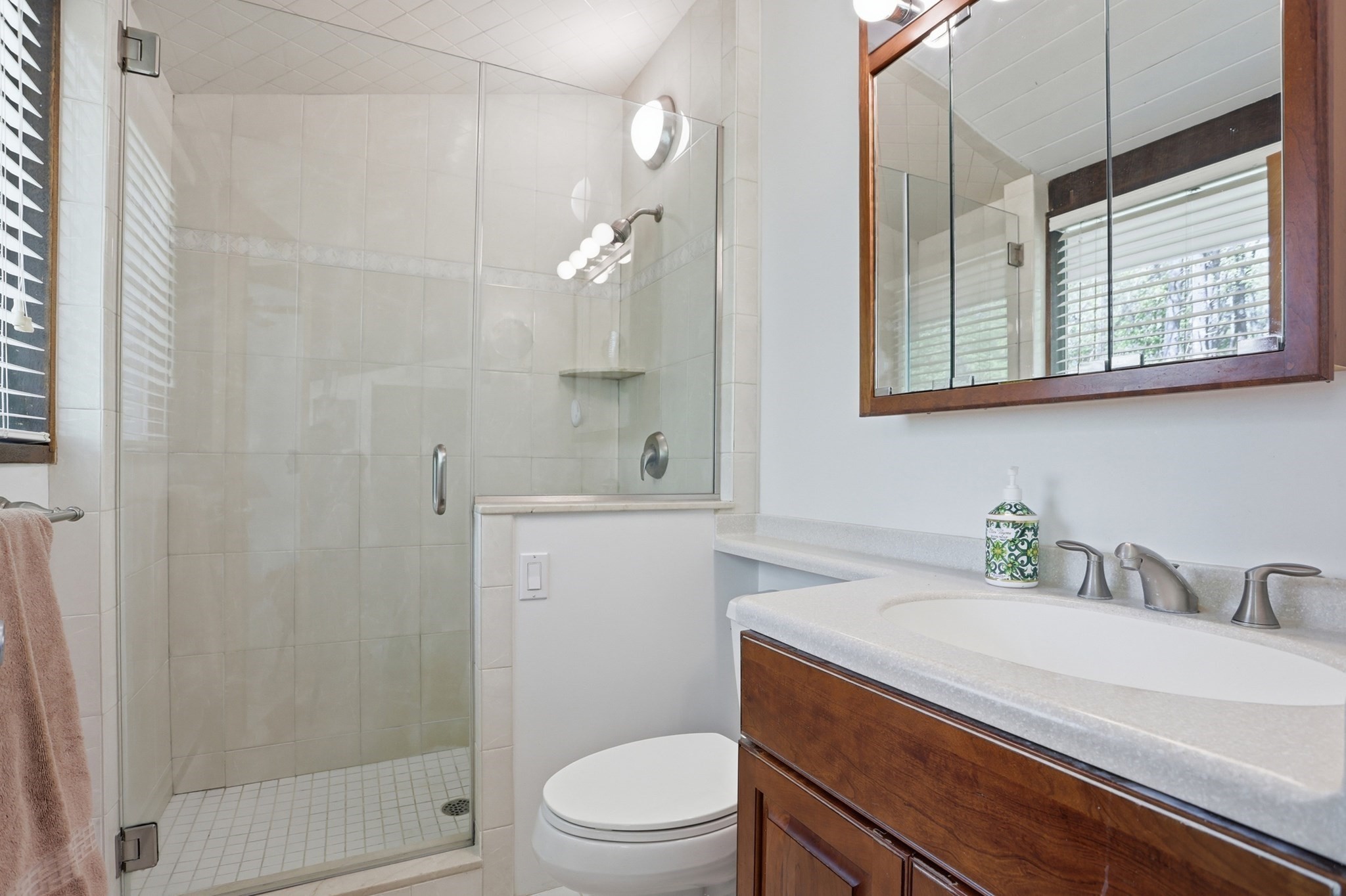 50 Carlisle Pines Drive Property Photo 23