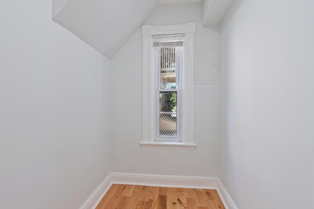 191 High St Property Photo 12