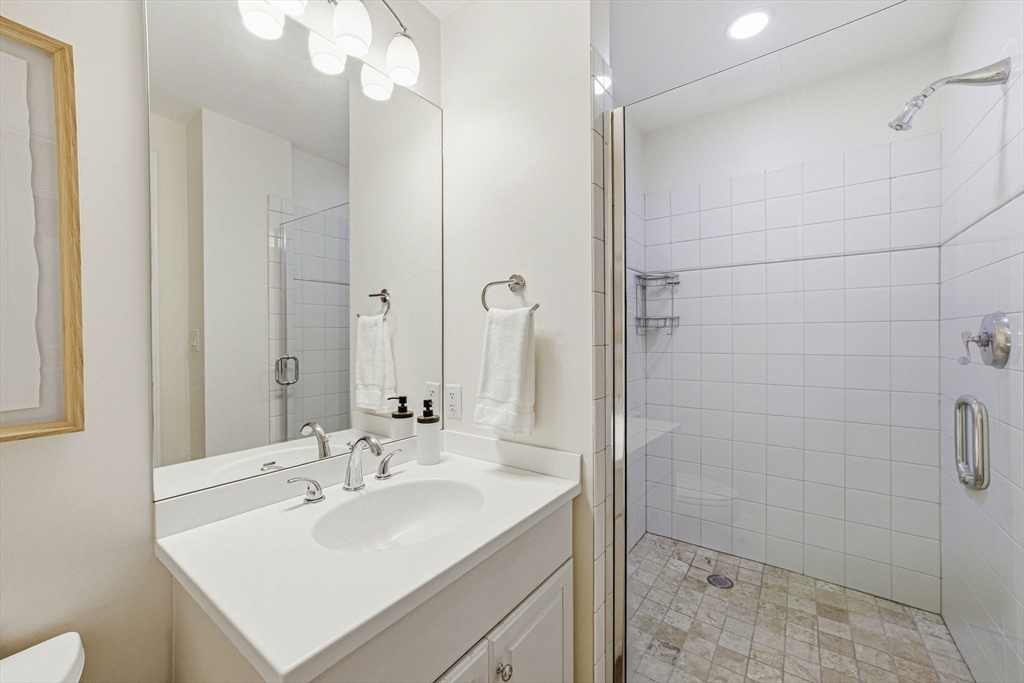 630 Hammond St # 209 Property Photo 37