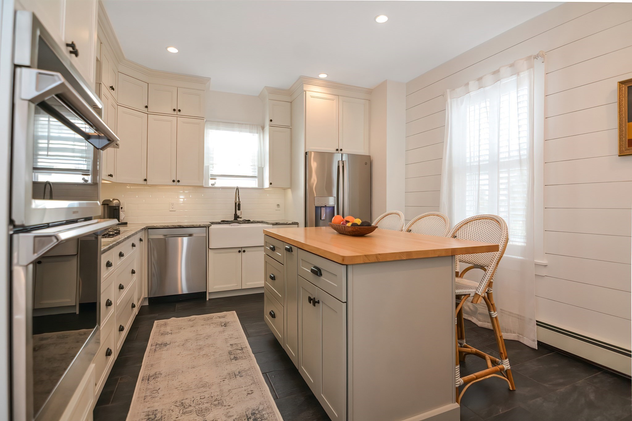 2 Peirce Rd Property Photo 15
