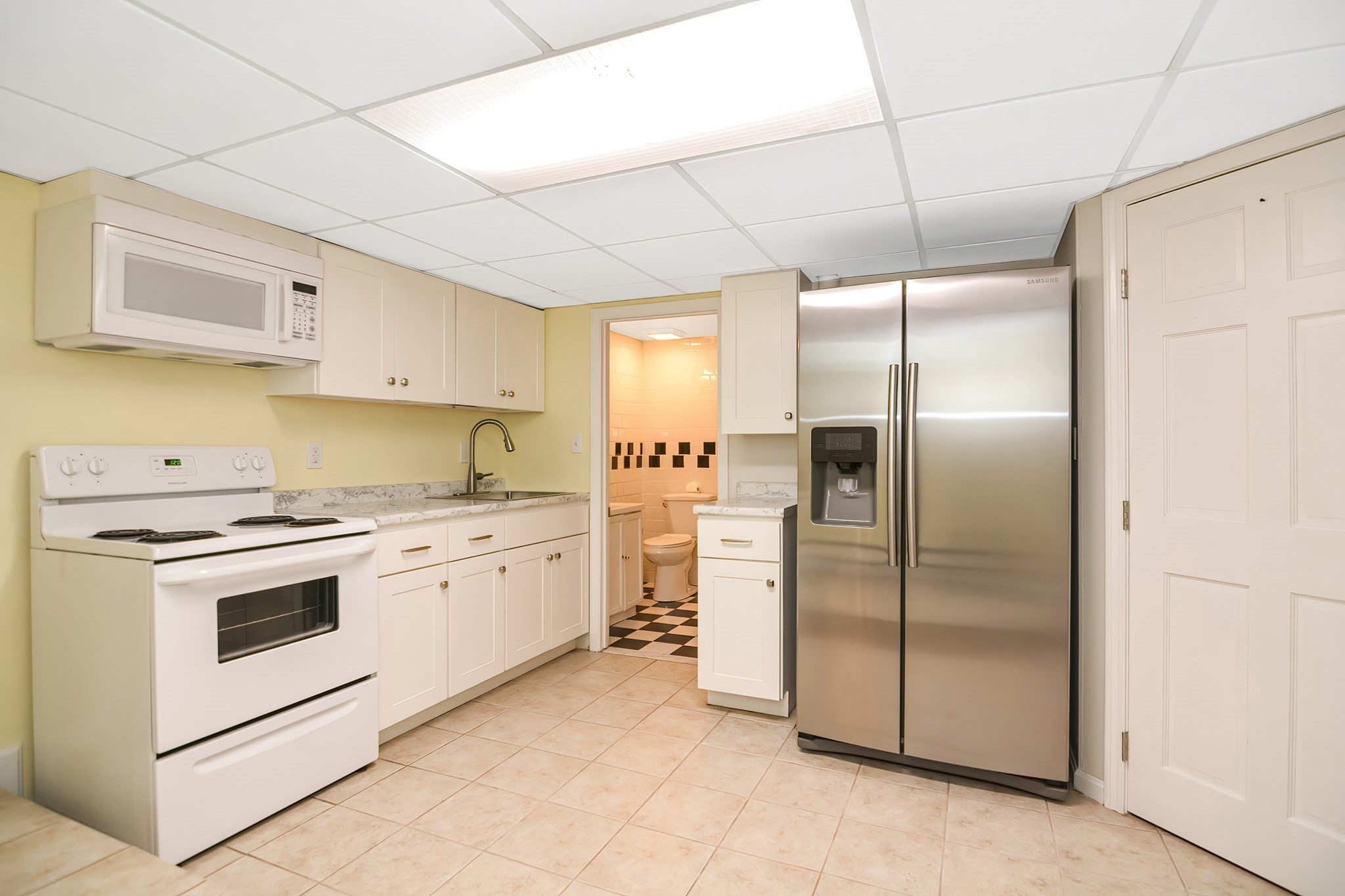 2 Peirce Rd Property Photo 34