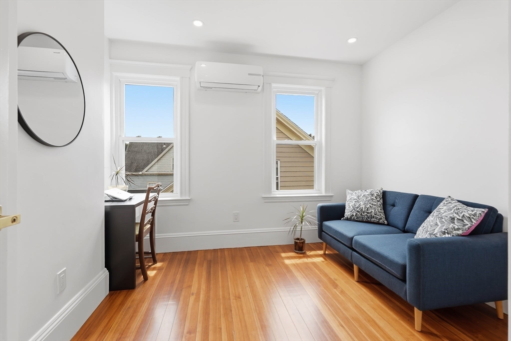 29-31 Cushing St # 3 Property Photo 16