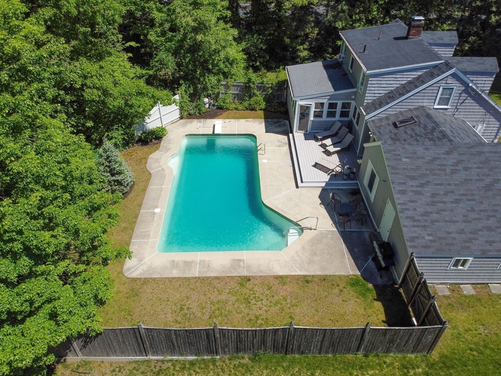 10 Forrest Rd Property Photo 28