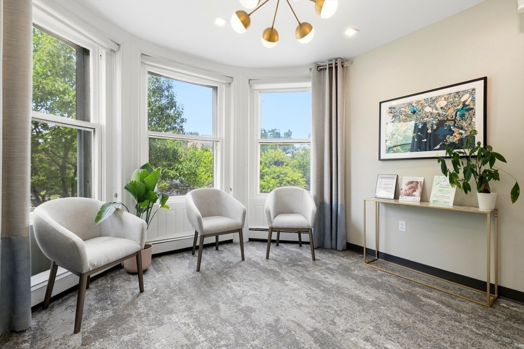 1051 Beacon St # 306 Property Photo 2