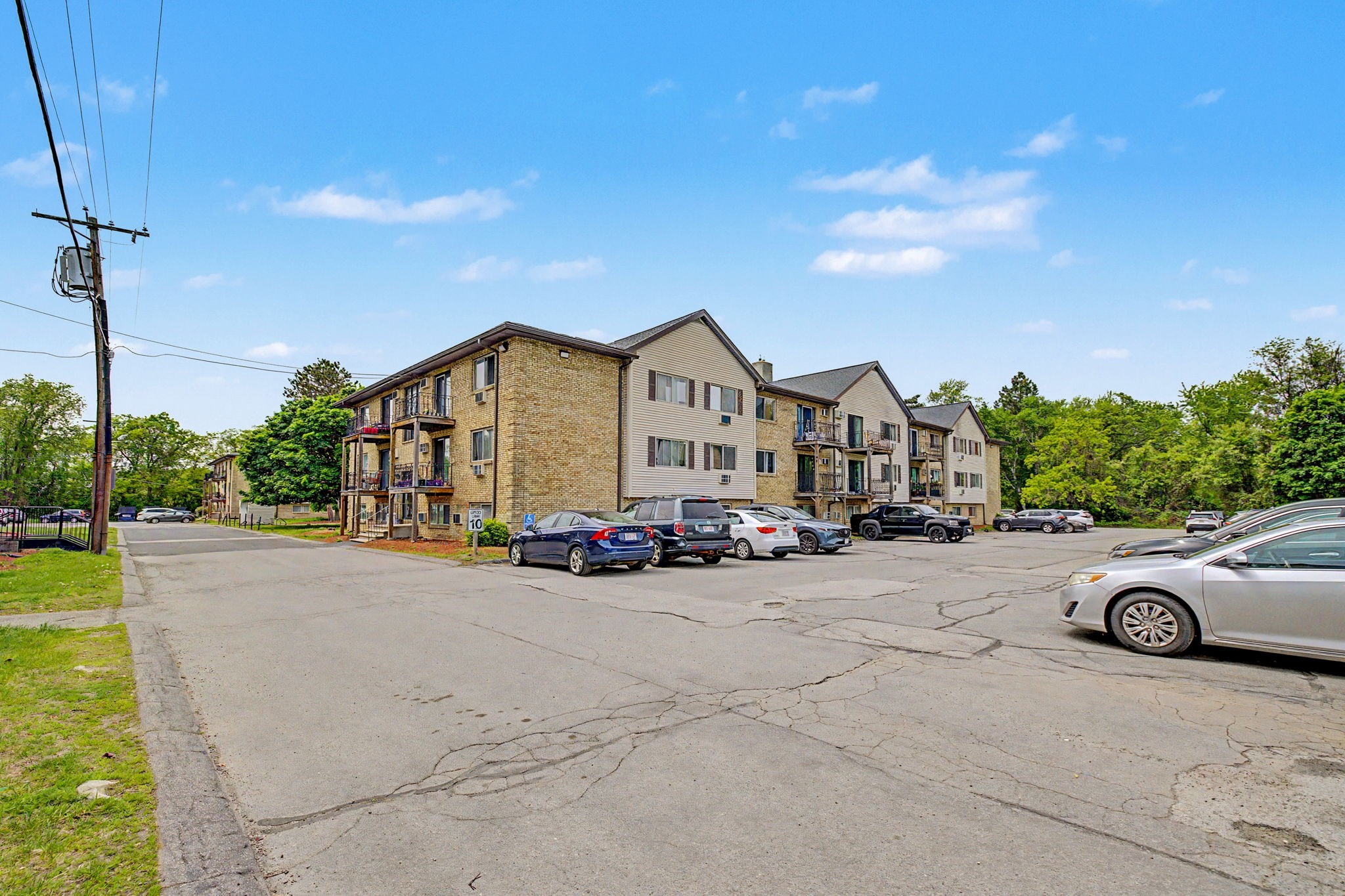 351 Pawtucket Blvd # 7 Property Photo 2