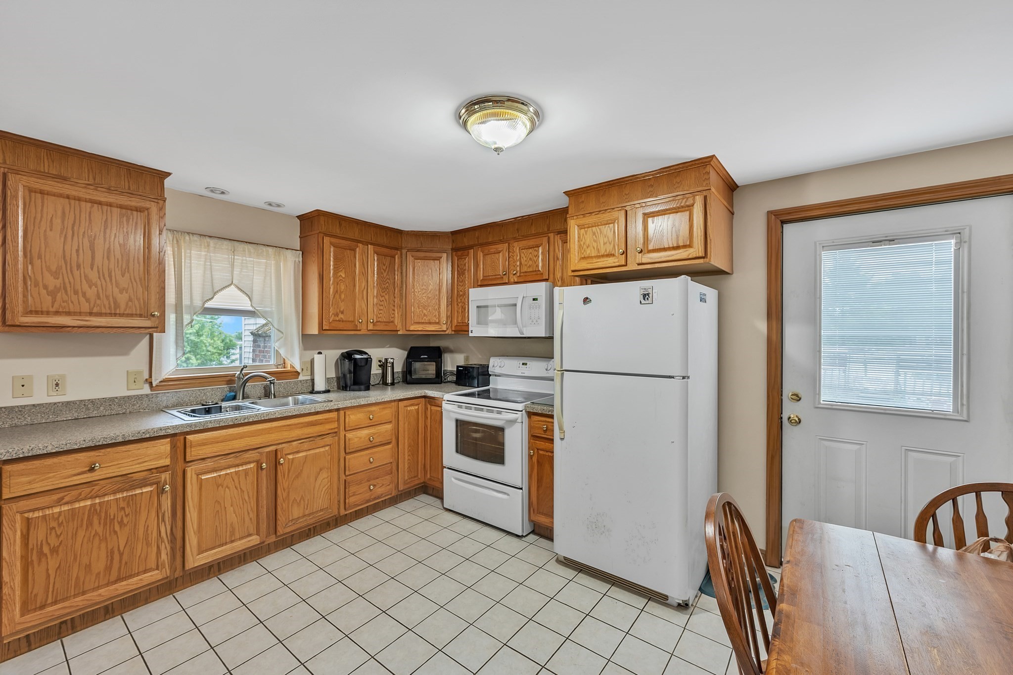 101 Long Hill Dr Property Photo 18
