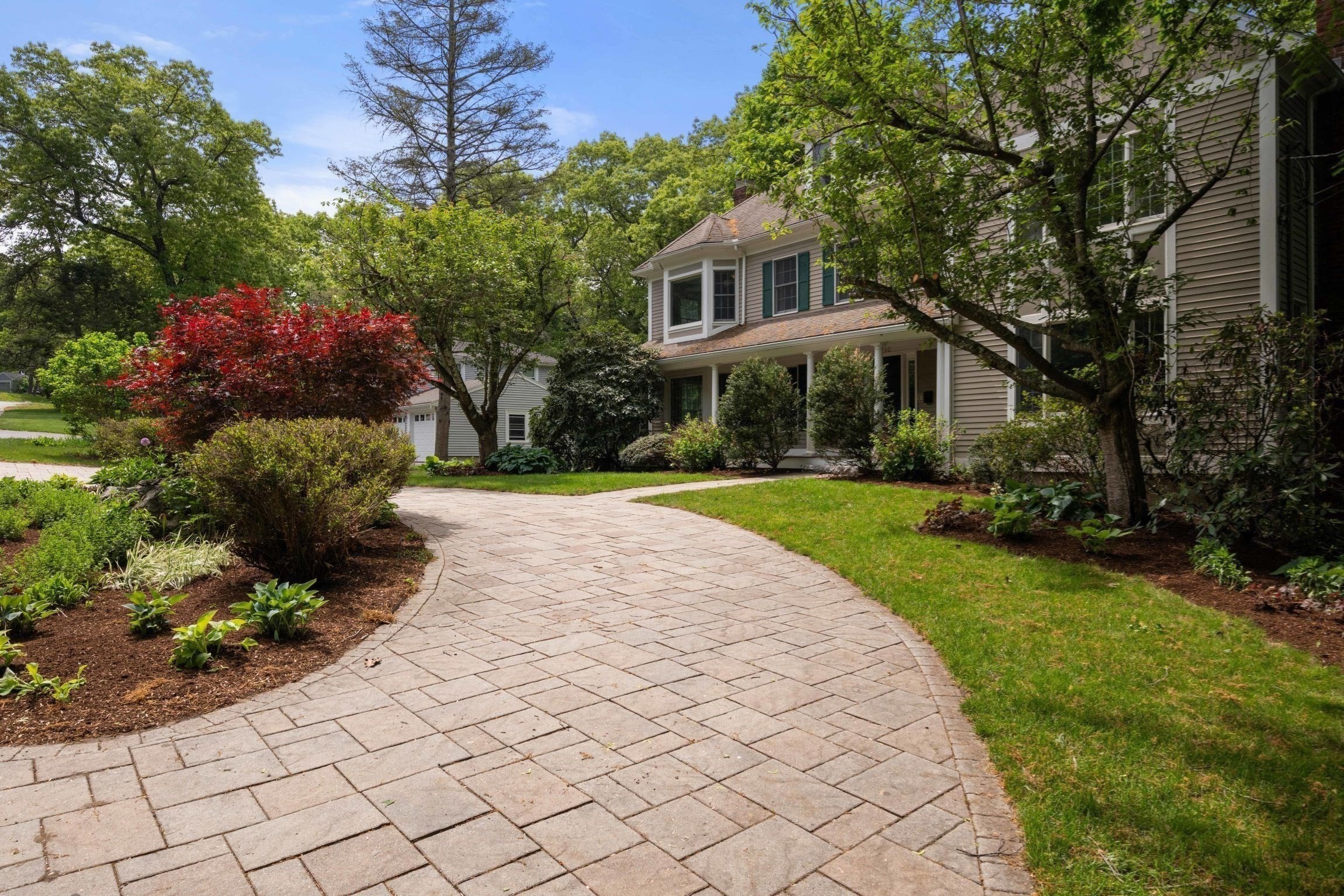 230 Follen Rd Property Photo 2
