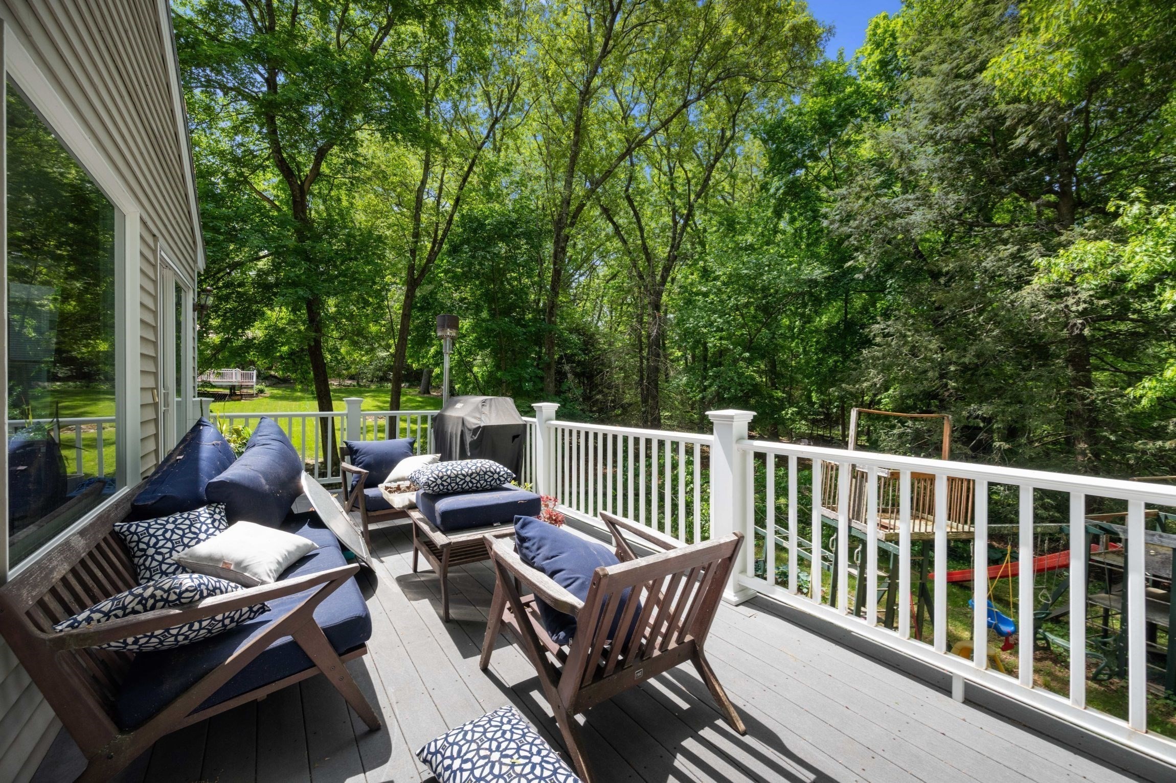 230 Follen Rd Property Photo 13