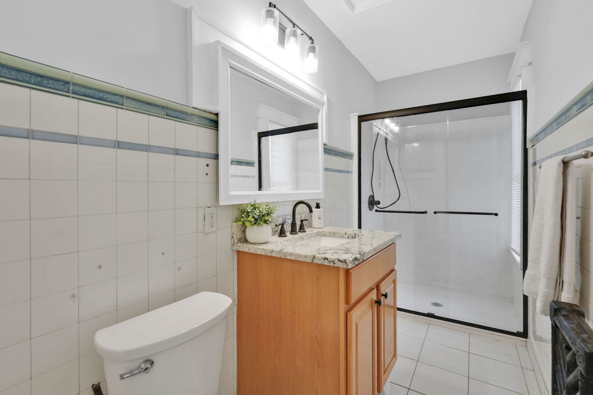 288 Saint James Ave Property Photo 23