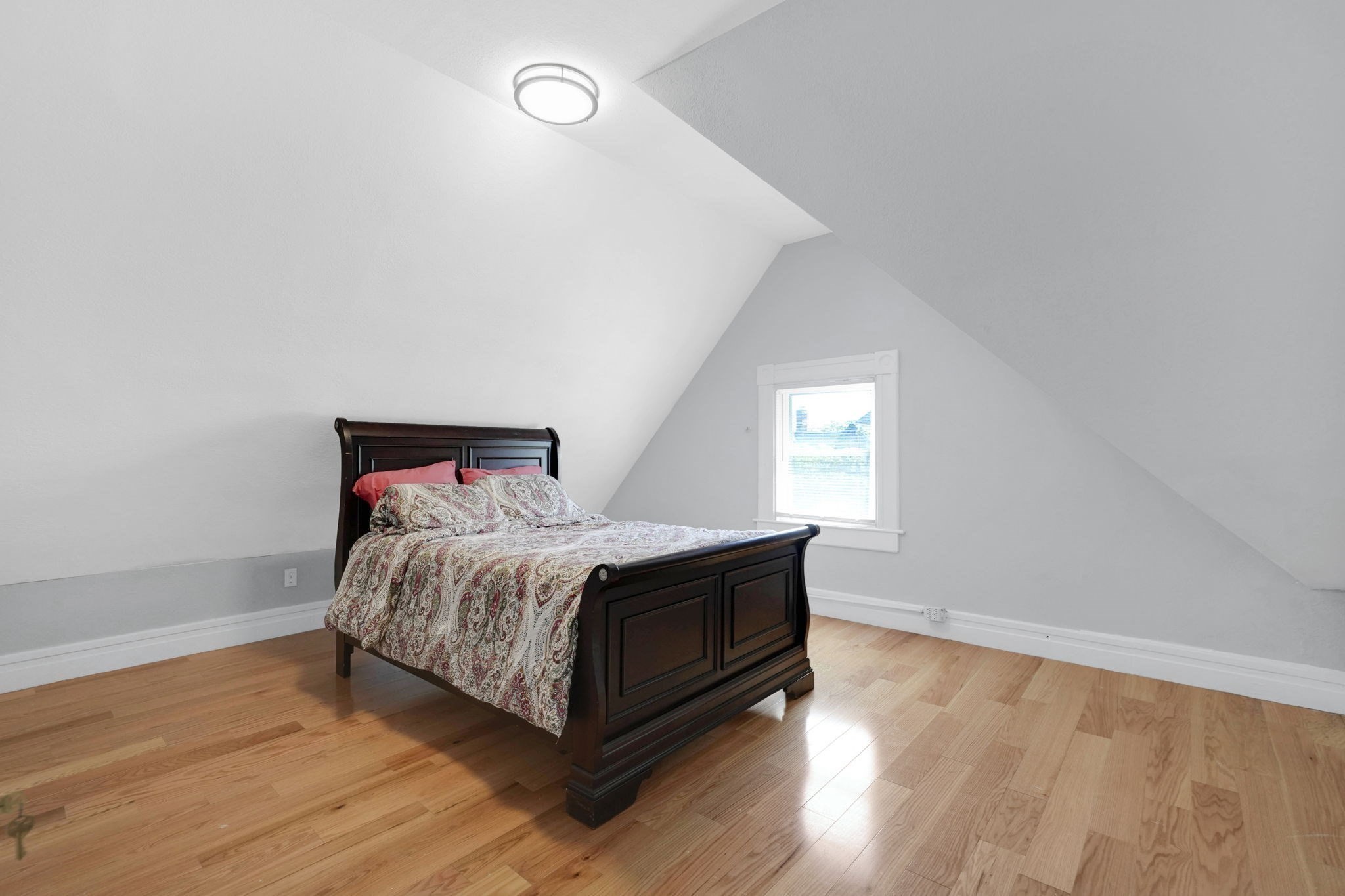288 Saint James Ave Property Photo 37