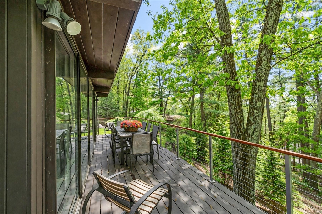 518 Annursnac Hill Rd Property Photo 8