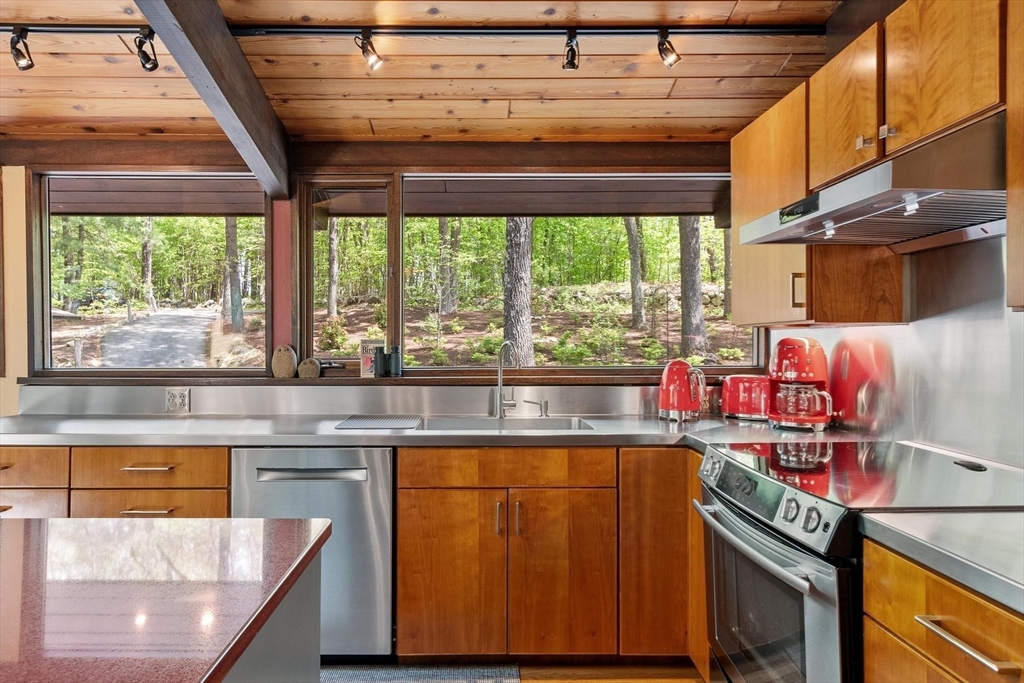 518 Annursnac Hill Rd Property Photo 13