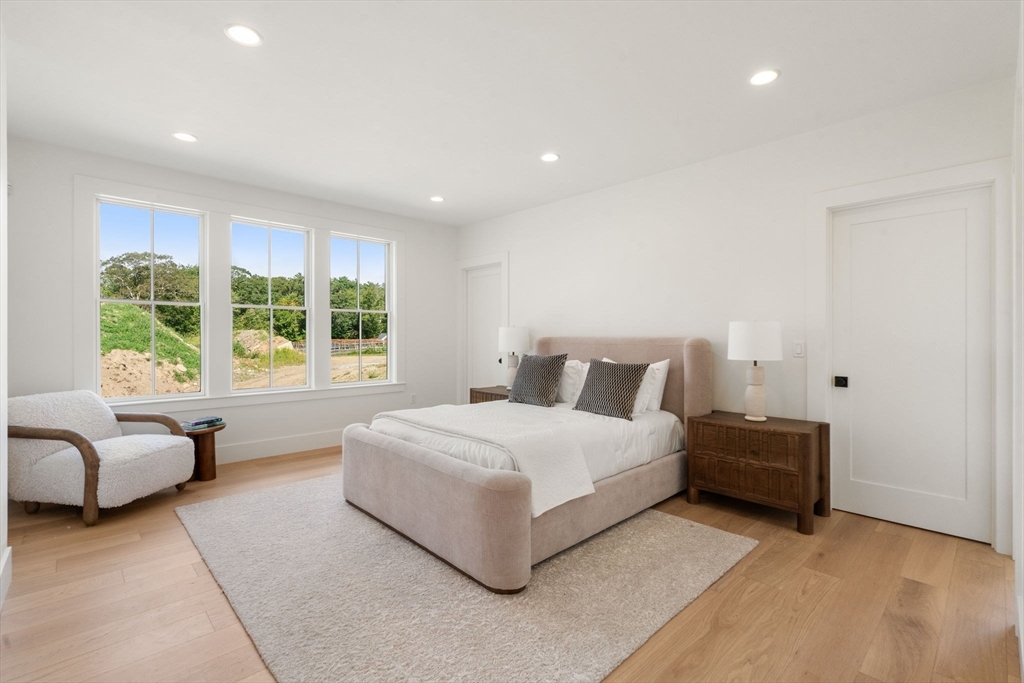 46 Country Farm Road Property Photo 8