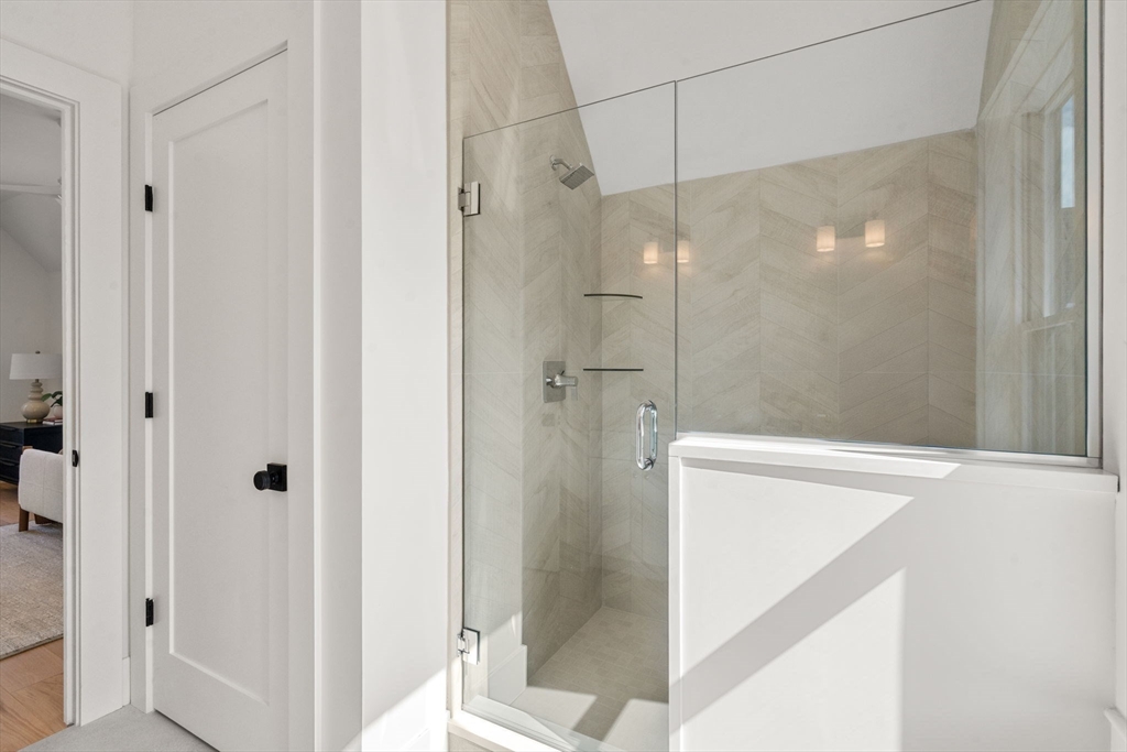 46 Country Farm Road Property Photo 14