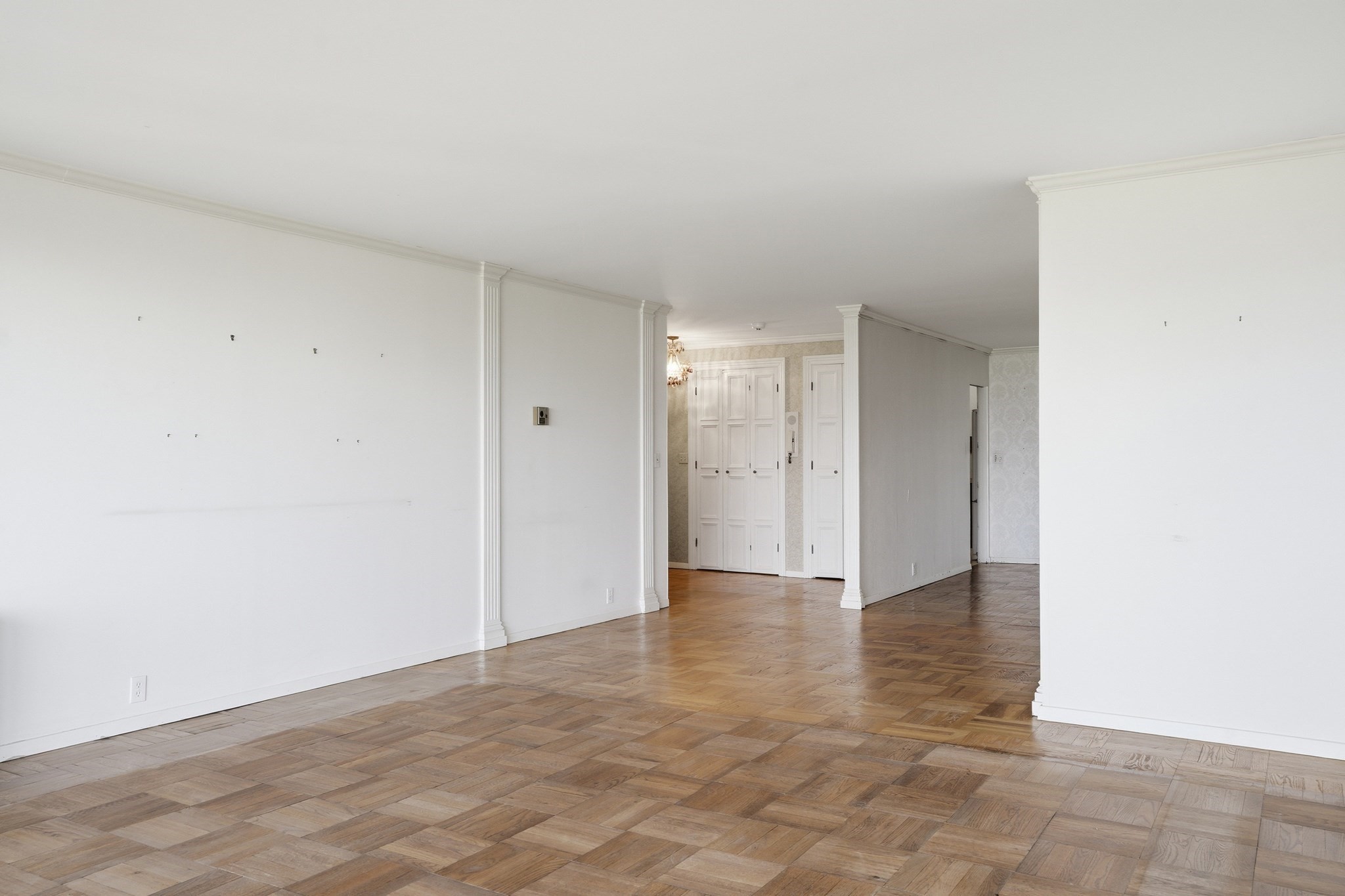 180 Beacon Street Property Photo 8
