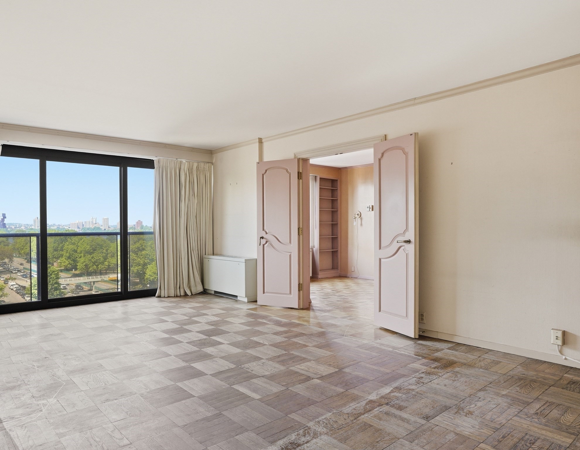 180 Beacon Street Property Photo 20