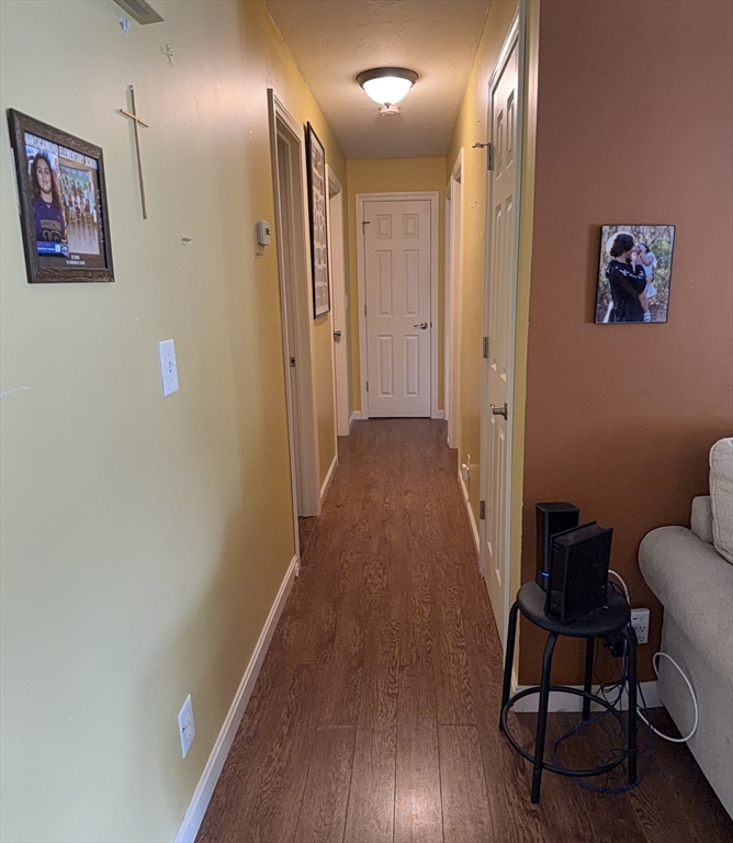 52 Locust Ave Property Photo 6