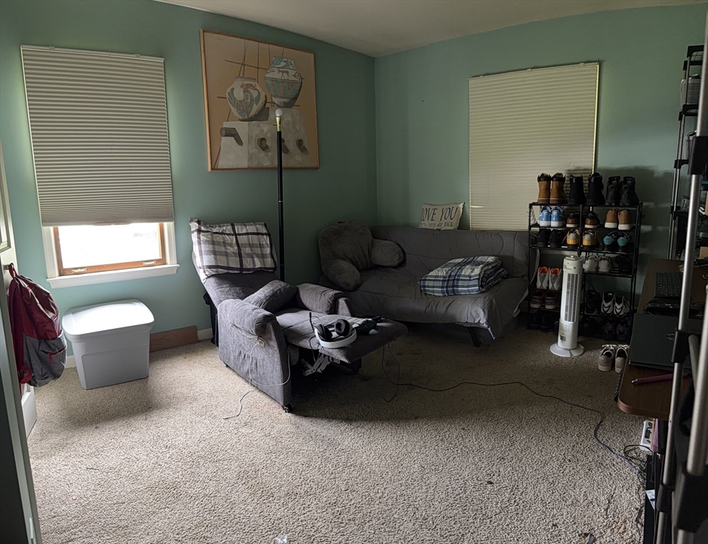 52 Locust Ave Property Photo 7